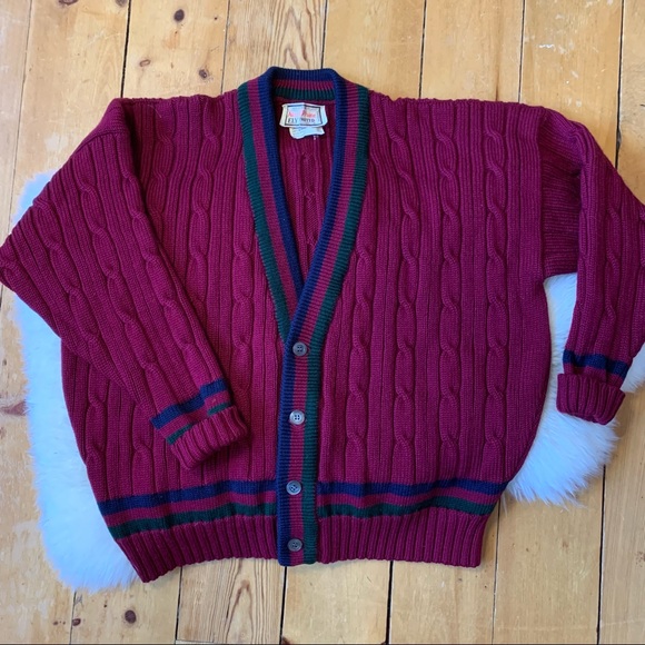 Vintage Sweaters - VINTAGE Alan Paine cableknit cricket cardigan